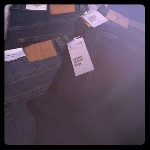 H&M men’s straight legged jeans